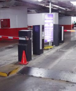 instalacion sistema de parking meypar santiago entrada y salida controling